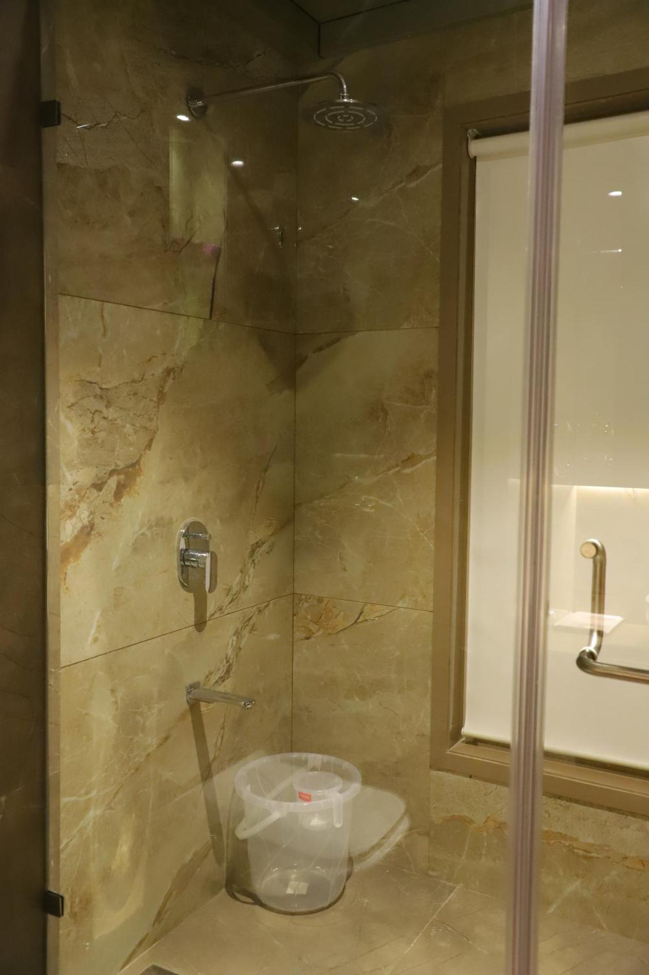 Le Vivanta Virār Extérieur photo