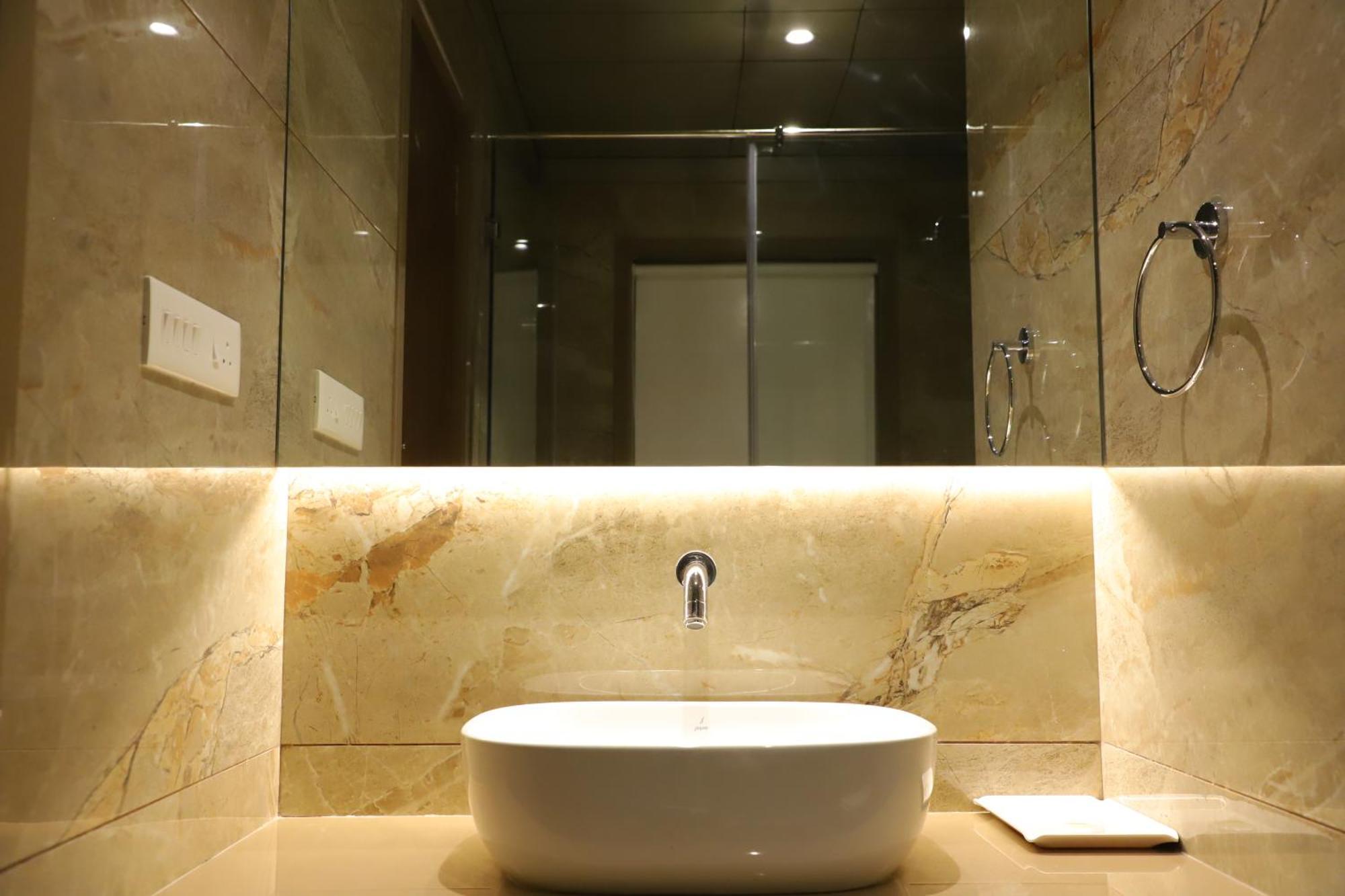 Le Vivanta Virār Extérieur photo