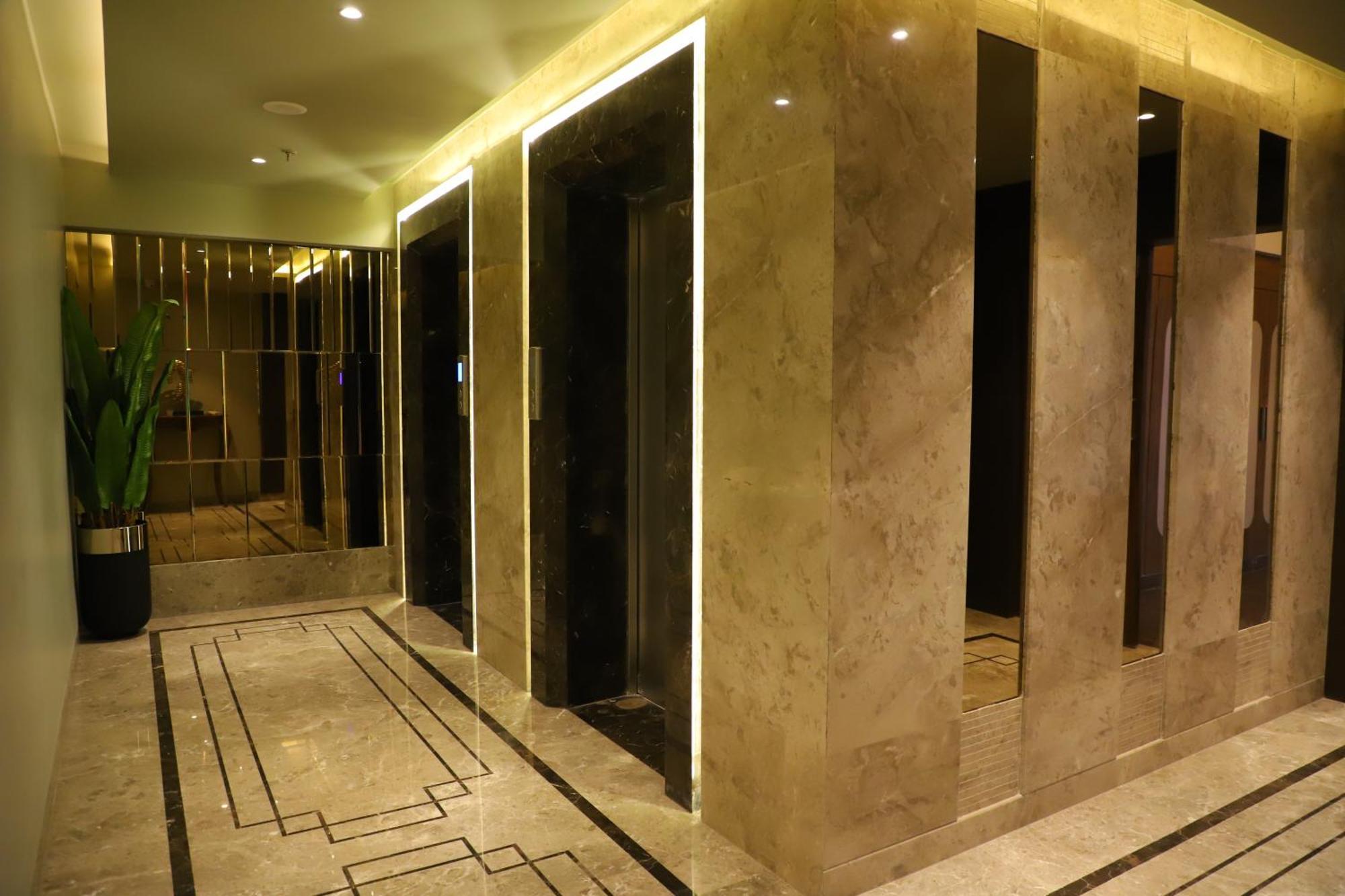 Le Vivanta Virār Extérieur photo