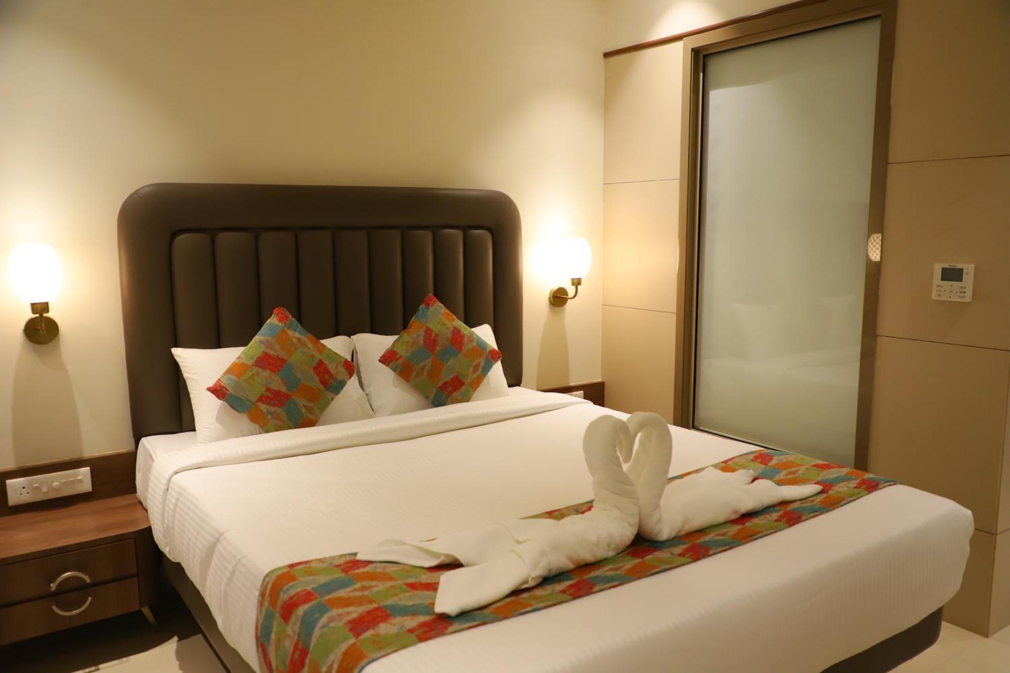Le Vivanta Virār Extérieur photo