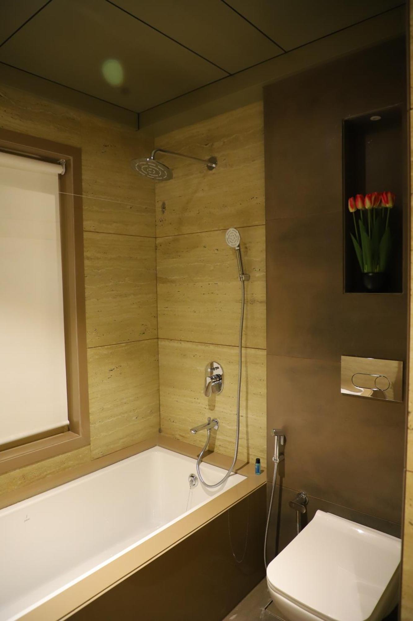 Le Vivanta Virār Extérieur photo